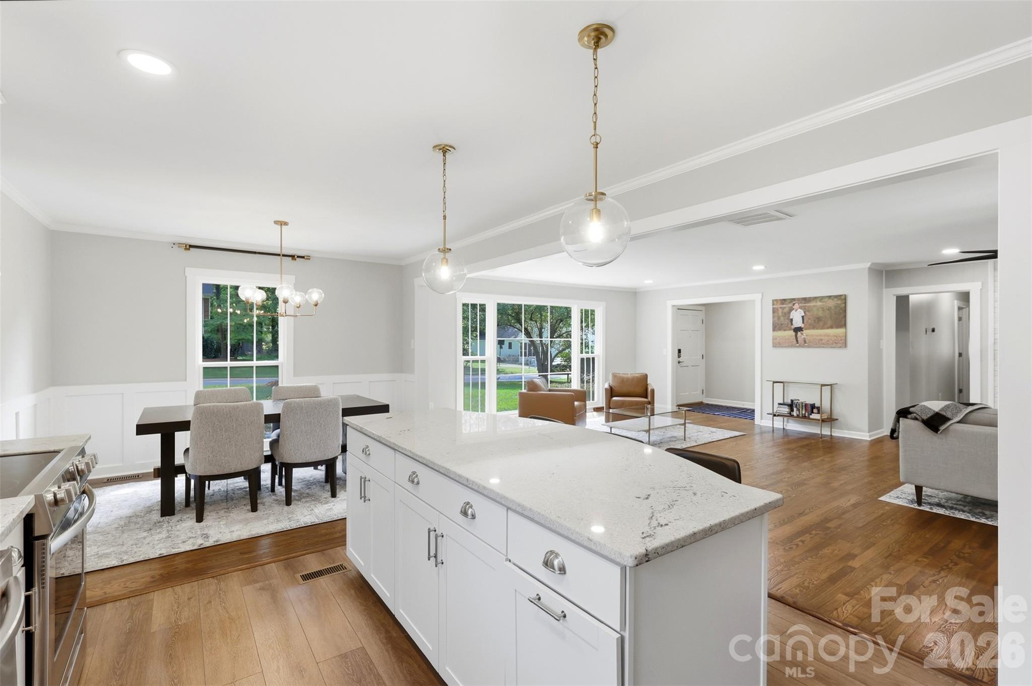 8115 Knollbrook Drive — Charlotte
