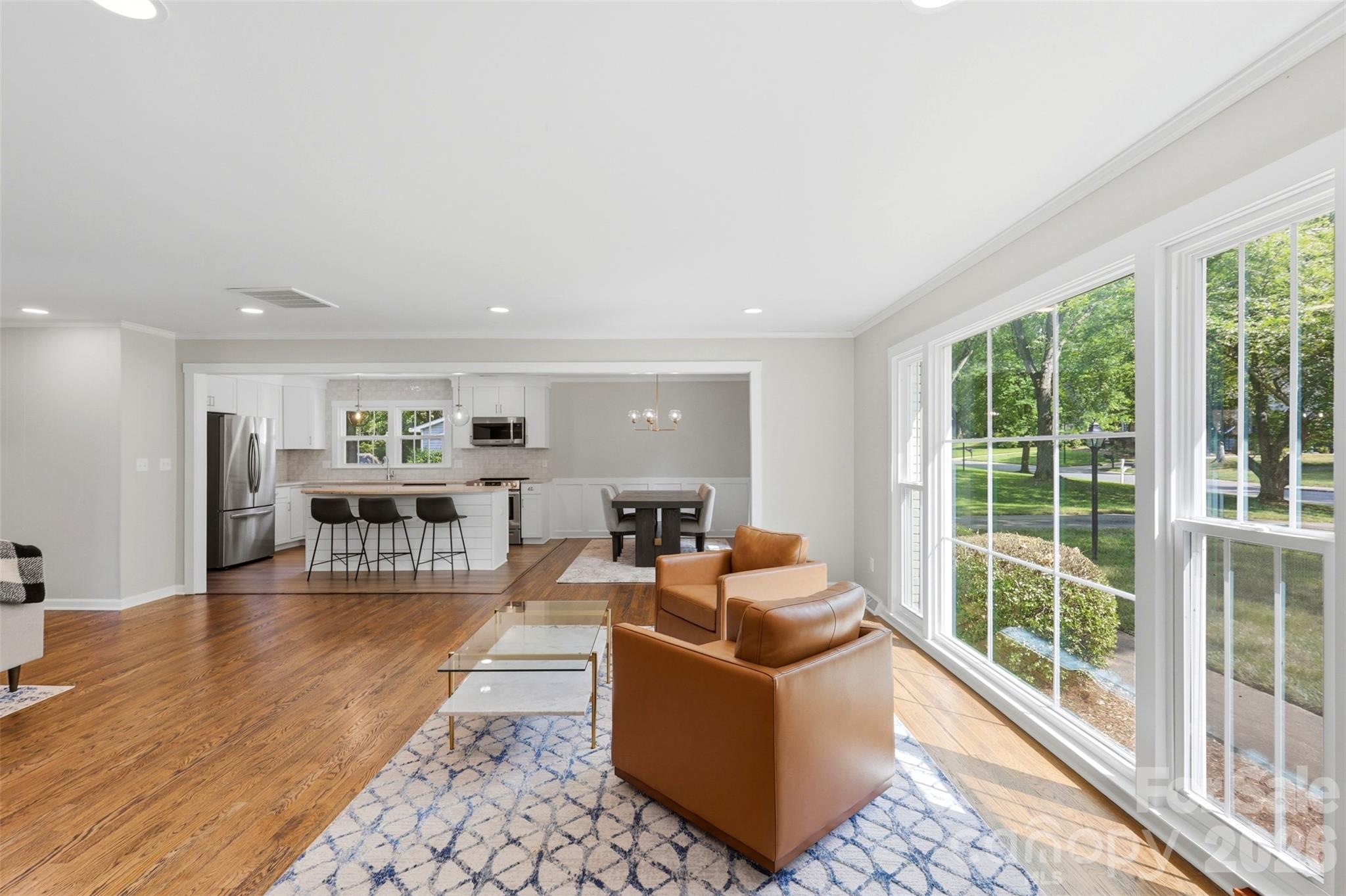 8115 Knollbrook Drive — Charlotte