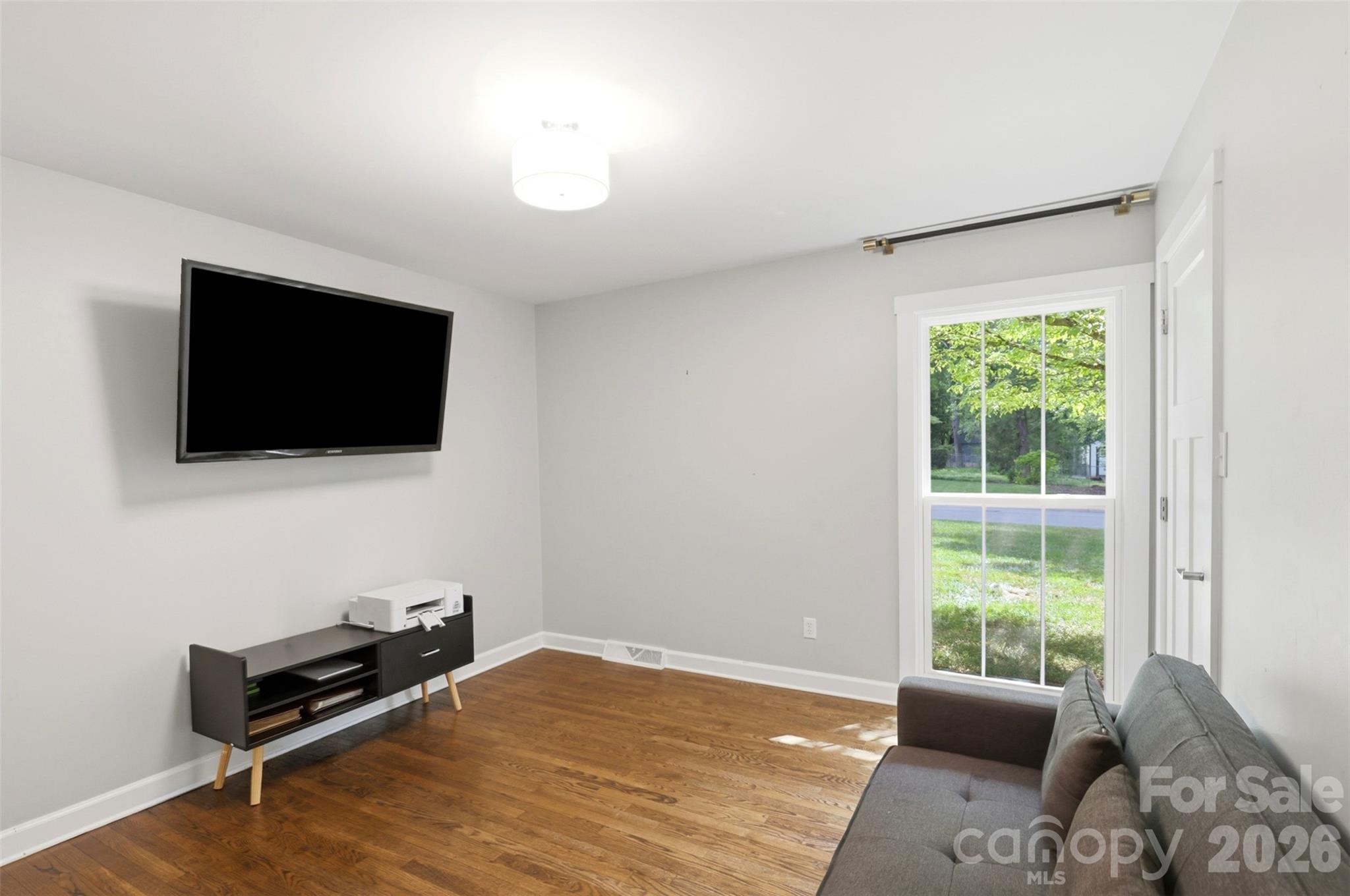 8115 Knollbrook Drive — Charlotte