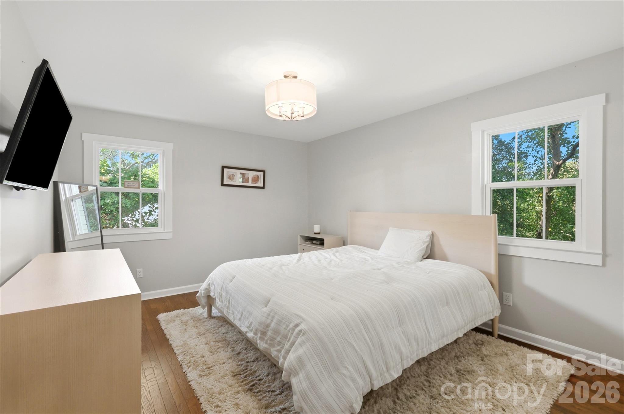 8115 Knollbrook Drive — Charlotte