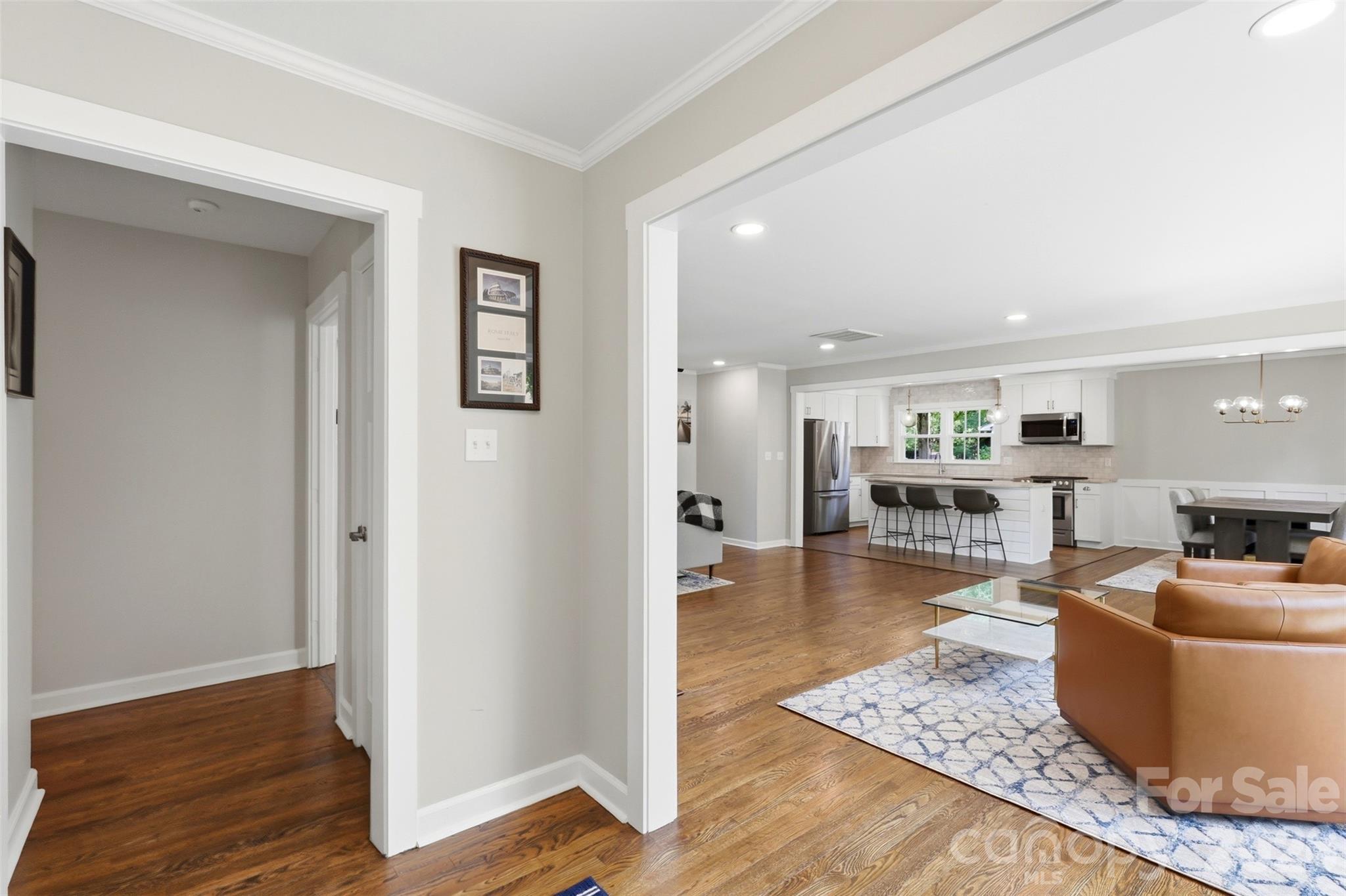 8115 Knollbrook Drive — Charlotte