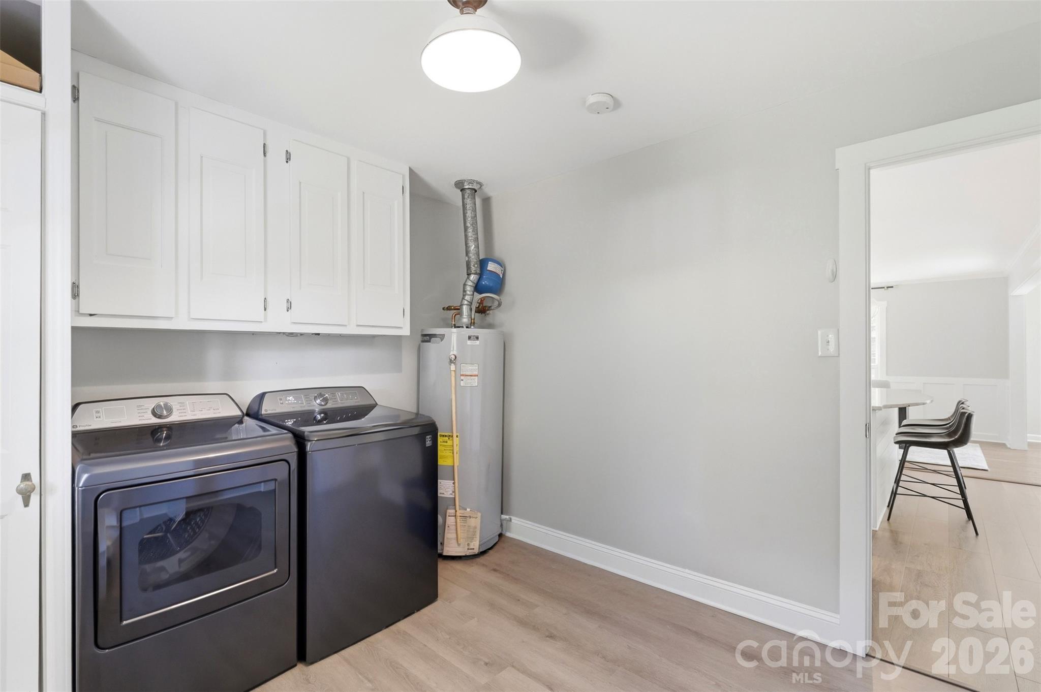 8115 Knollbrook Drive — Charlotte