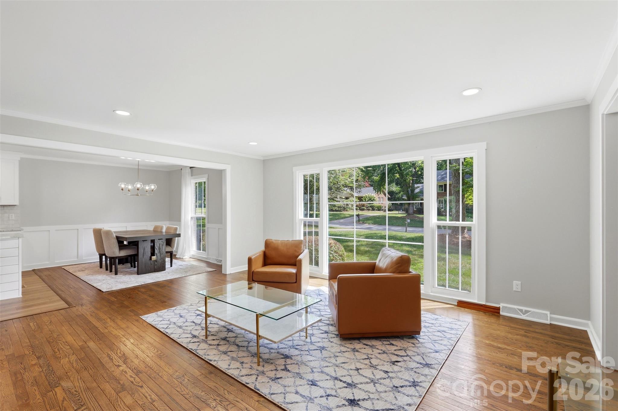 8115 Knollbrook Drive — Charlotte