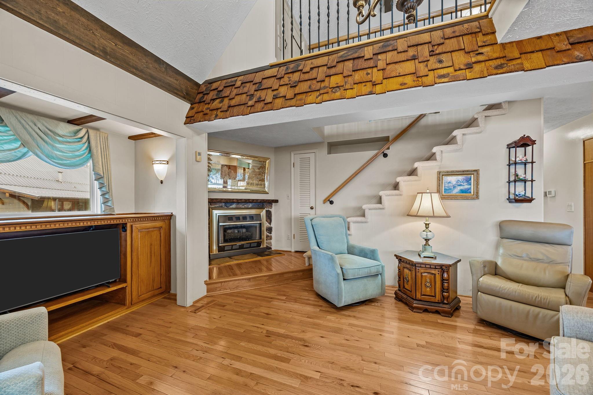 6773 & 6777 Pinnacle Mountain Road — Zirconia