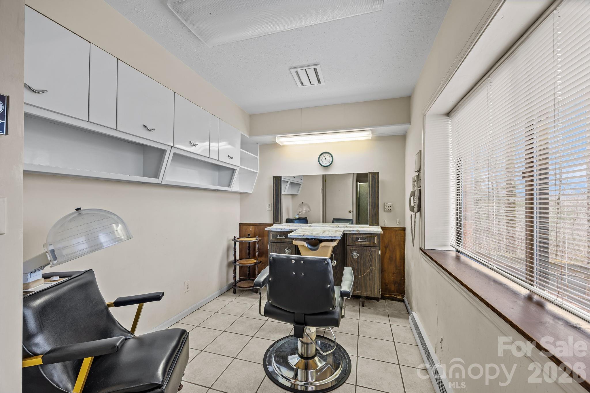6773 & 6777 Pinnacle Mountain Road — Zirconia