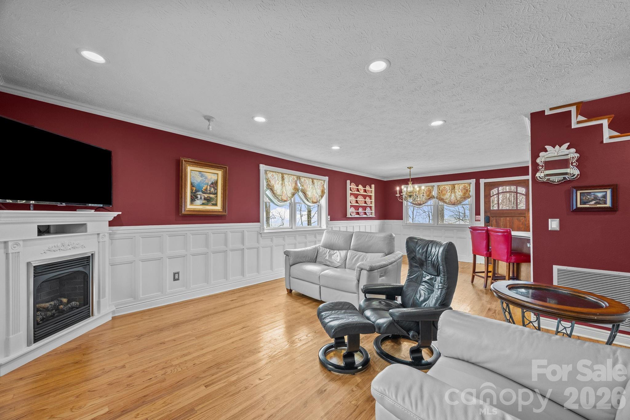 6773 & 6777 Pinnacle Mountain Road — Zirconia