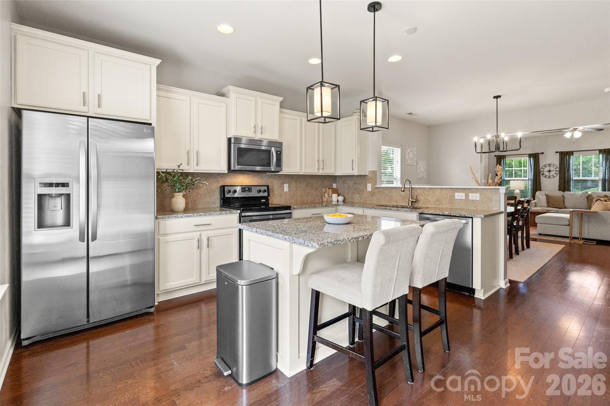 7102 Mclothian Lane — Huntersville