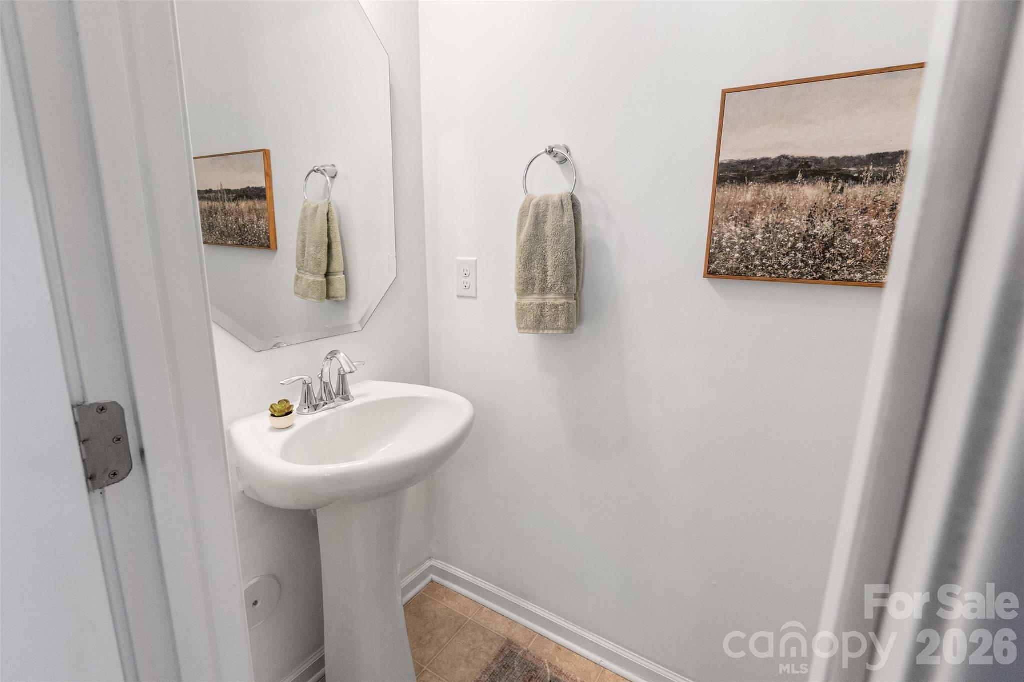 7102 Mclothian Lane — Huntersville