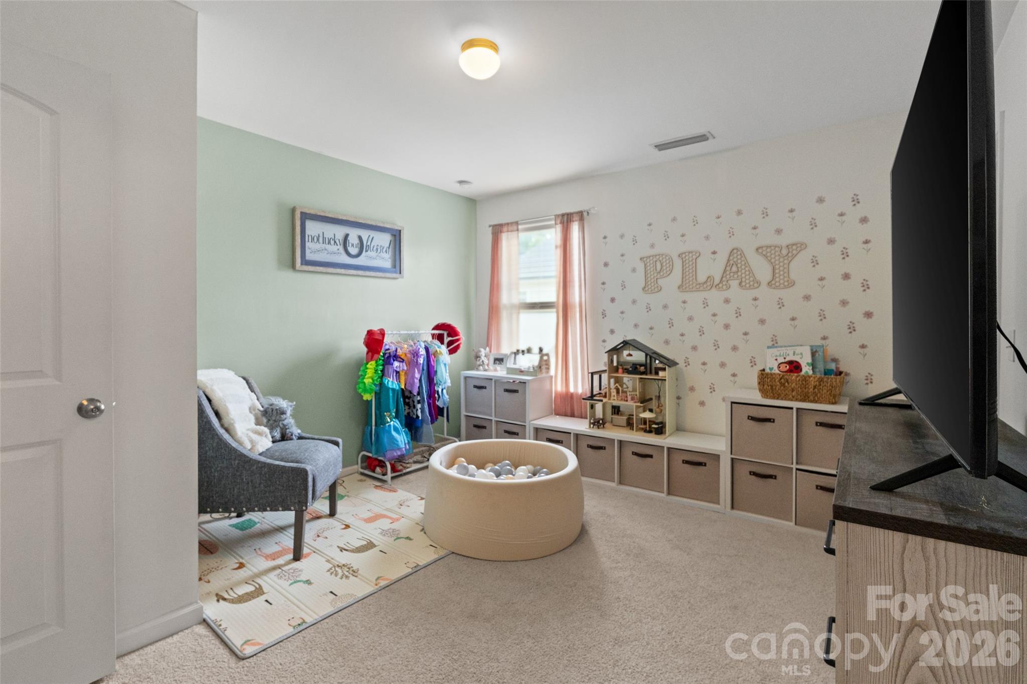 7102 Mclothian Lane — Huntersville
