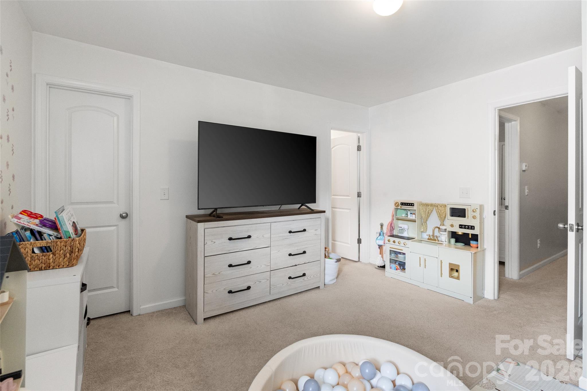 7102 Mclothian Lane — Huntersville