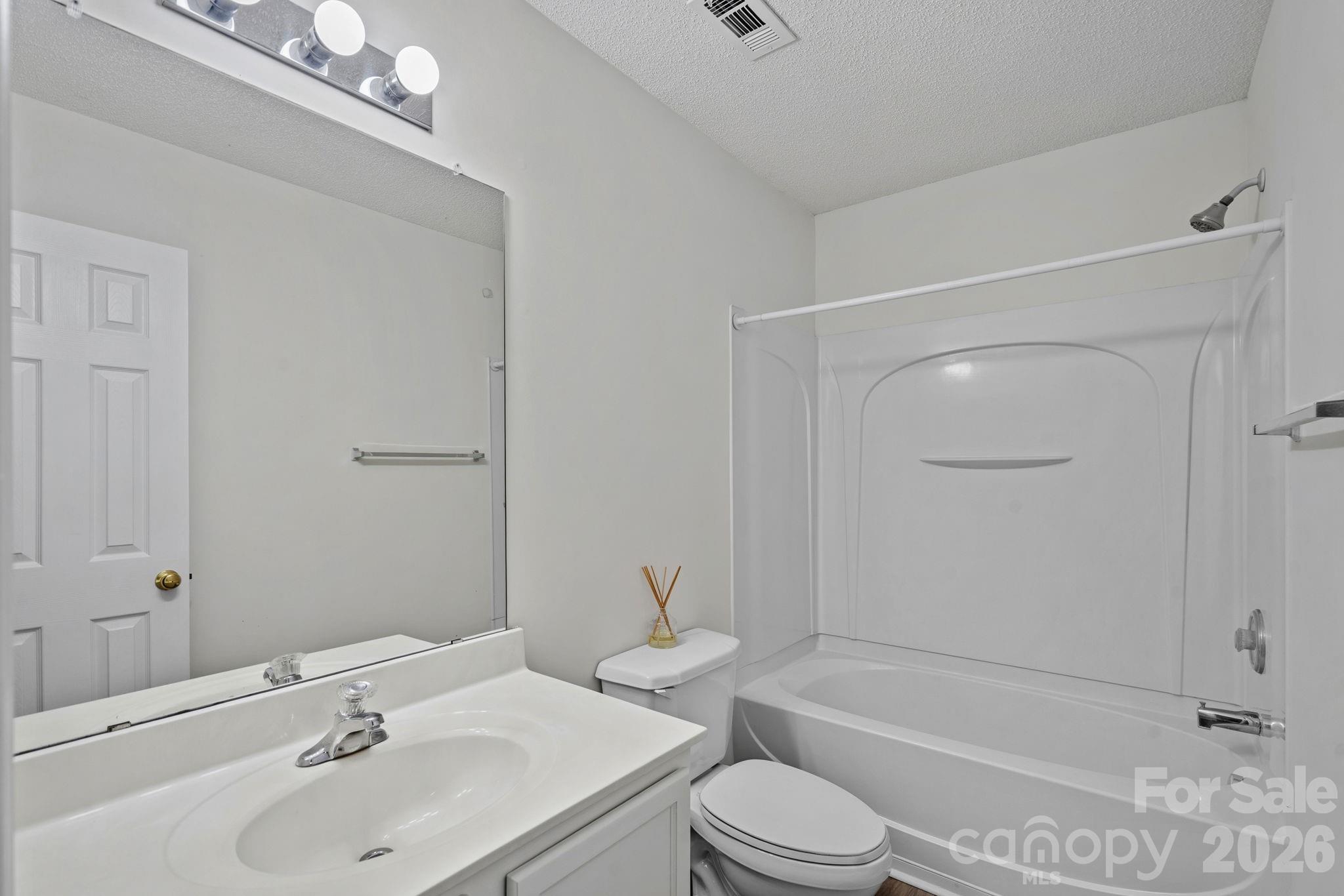 10822 Holly Ridge Boulevard — Charlotte
