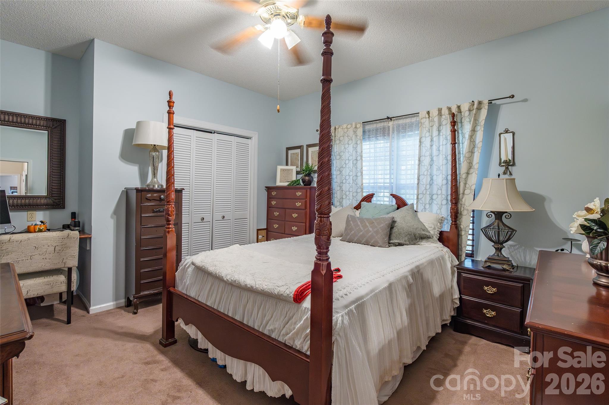 880 Columbia Road — Chester