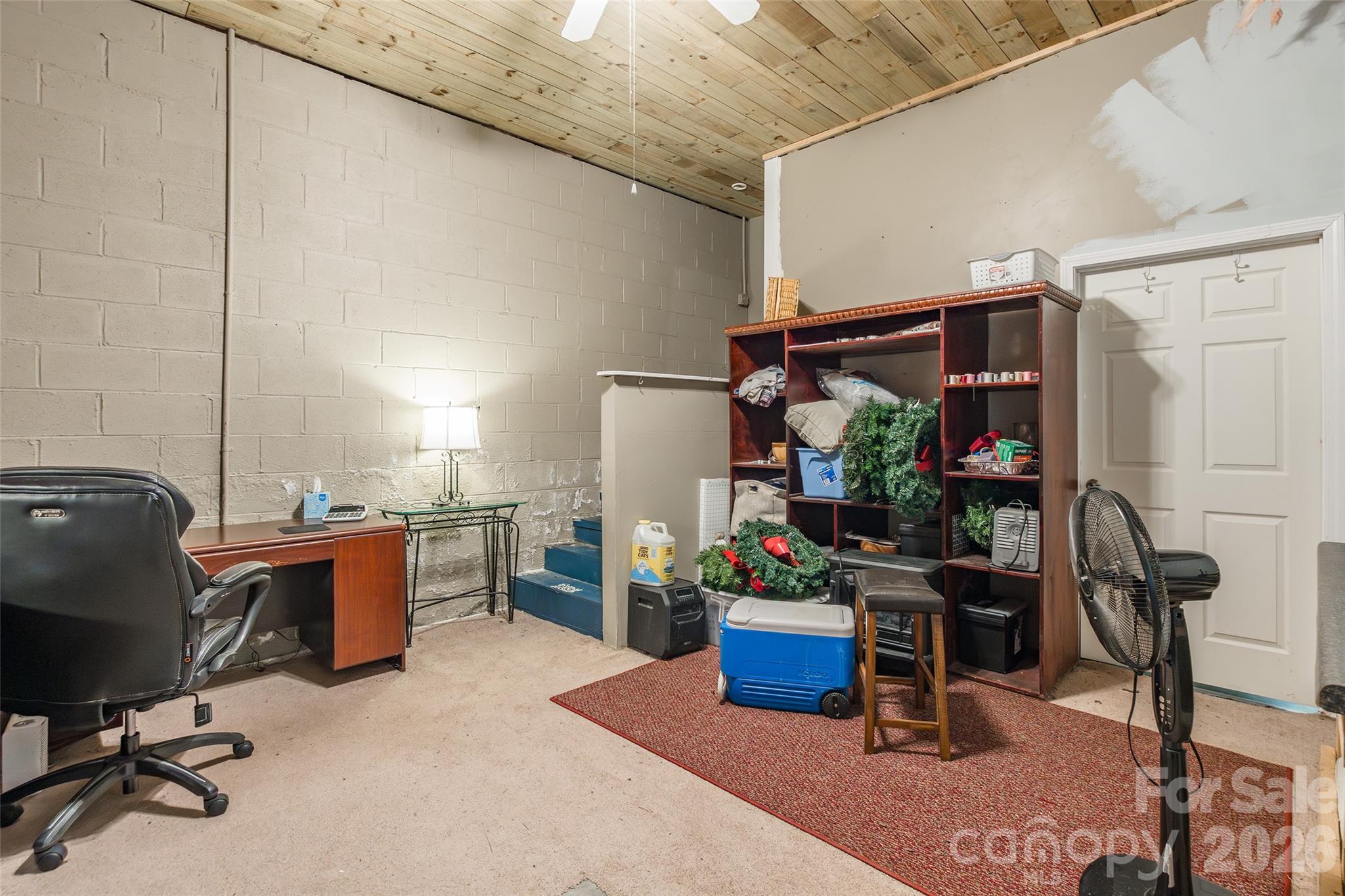880 Columbia Road — Chester