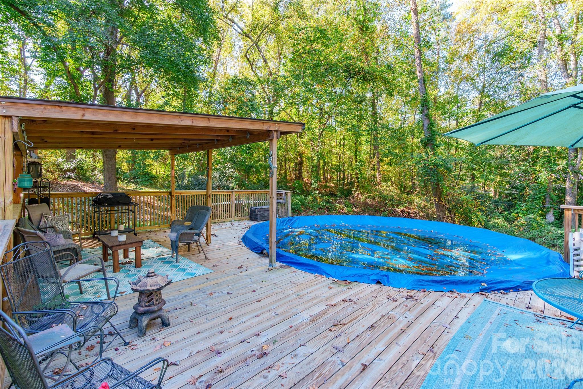 880 Columbia Road — Chester