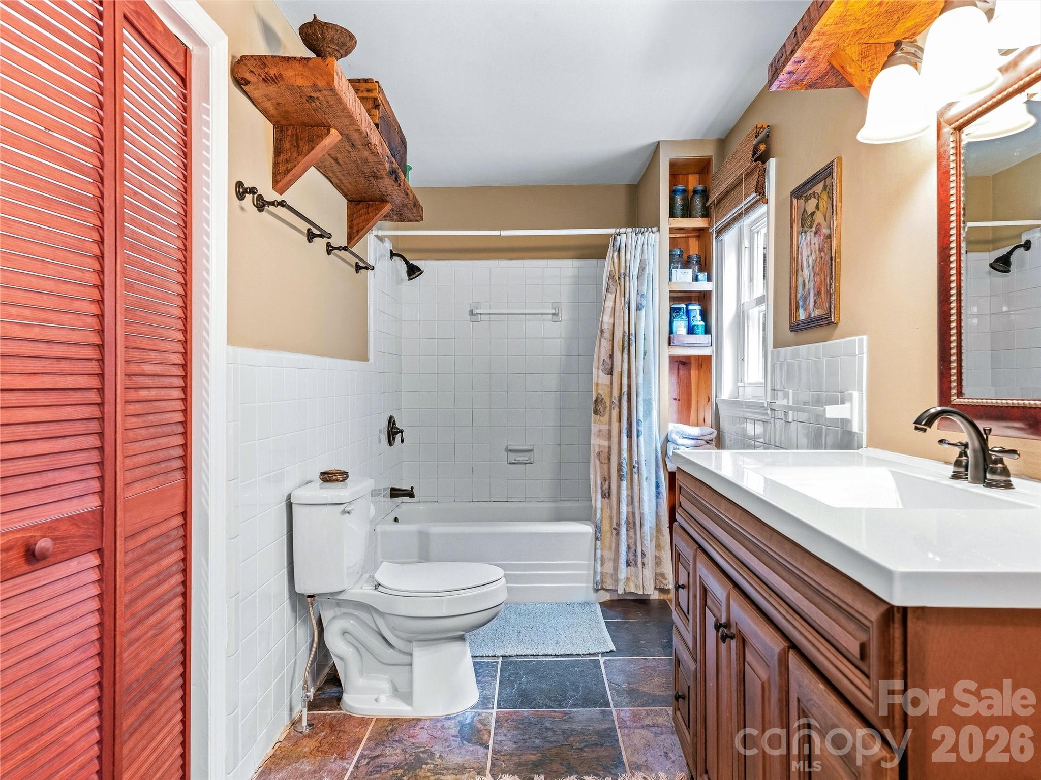 57 Langwell Avenue — Asheville