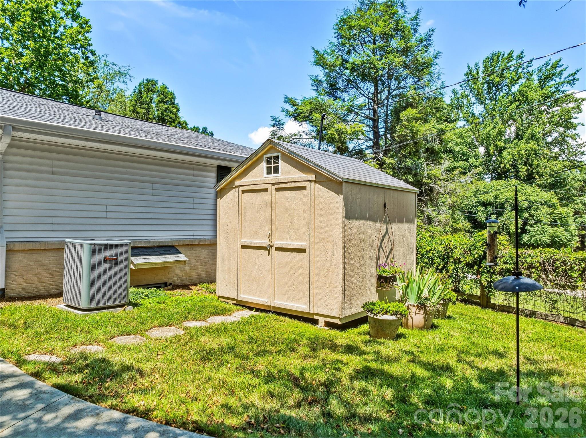57 Langwell Avenue — Asheville