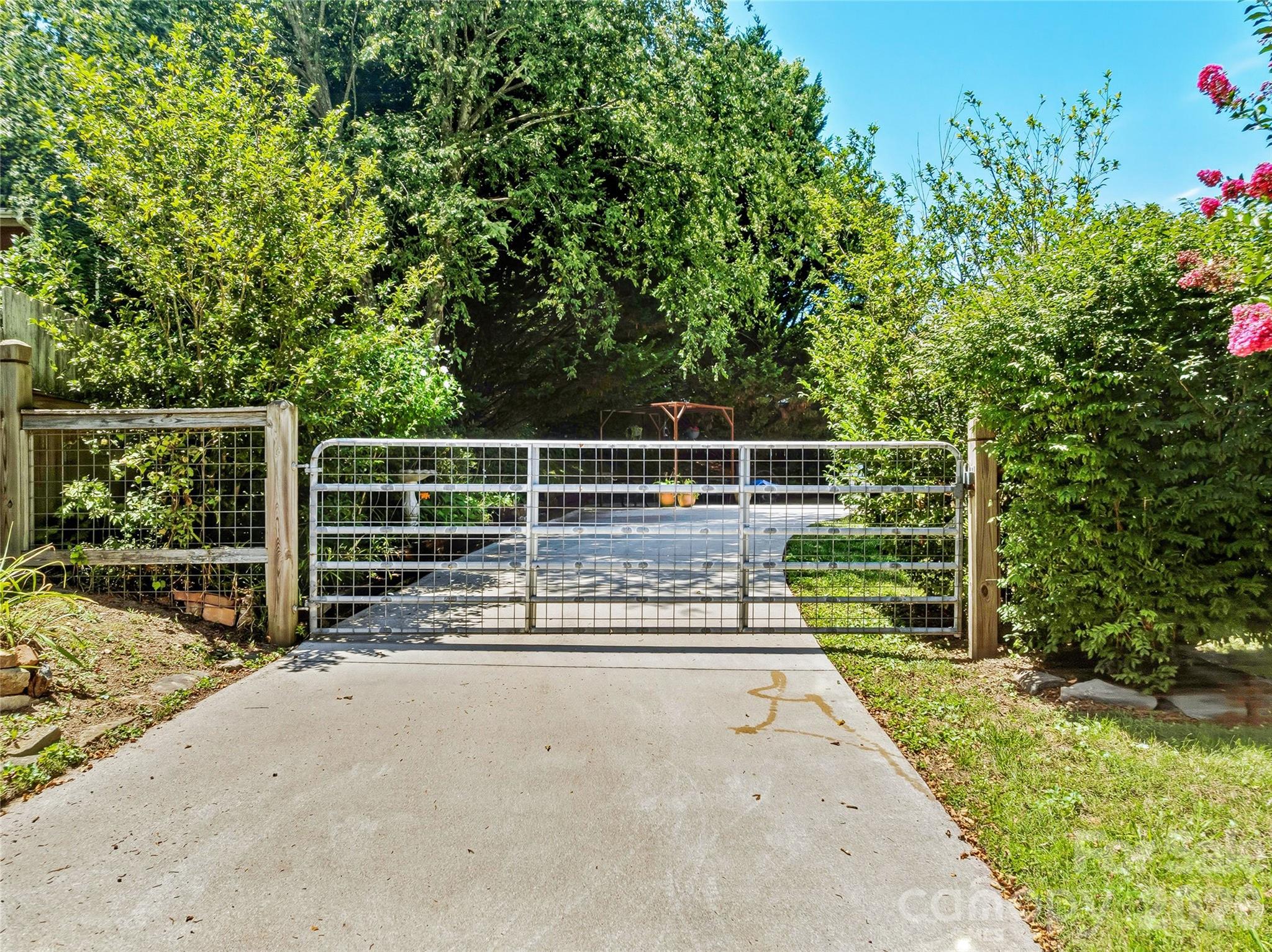 57 Langwell Avenue — Asheville