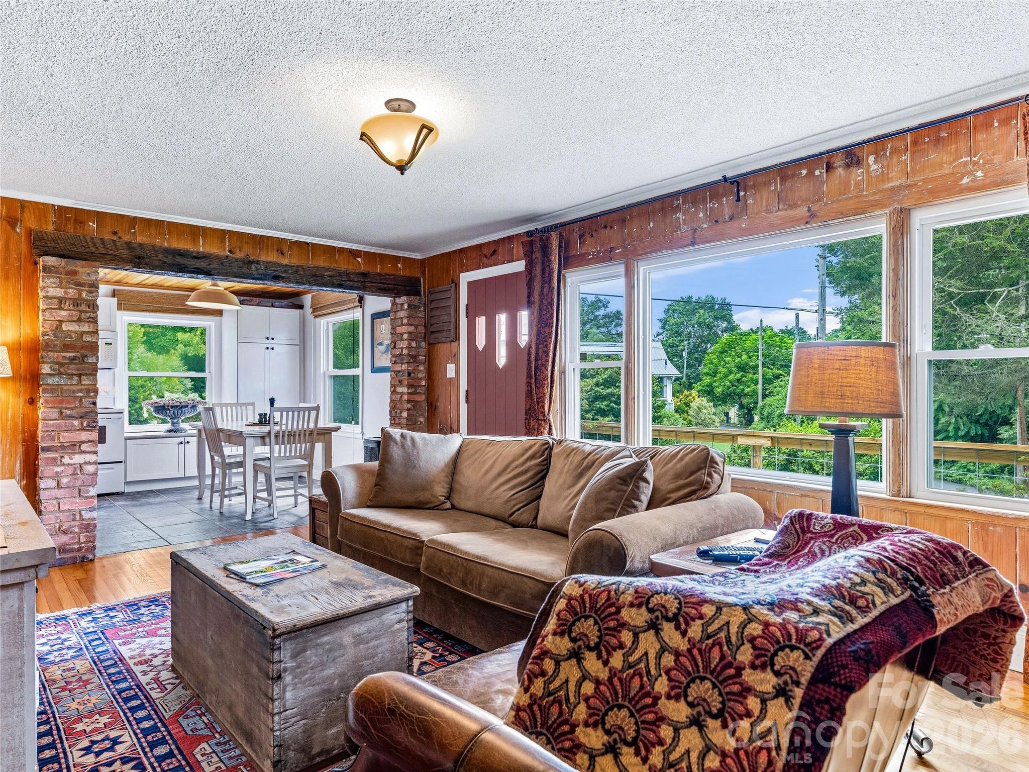 57 Langwell Avenue — Asheville