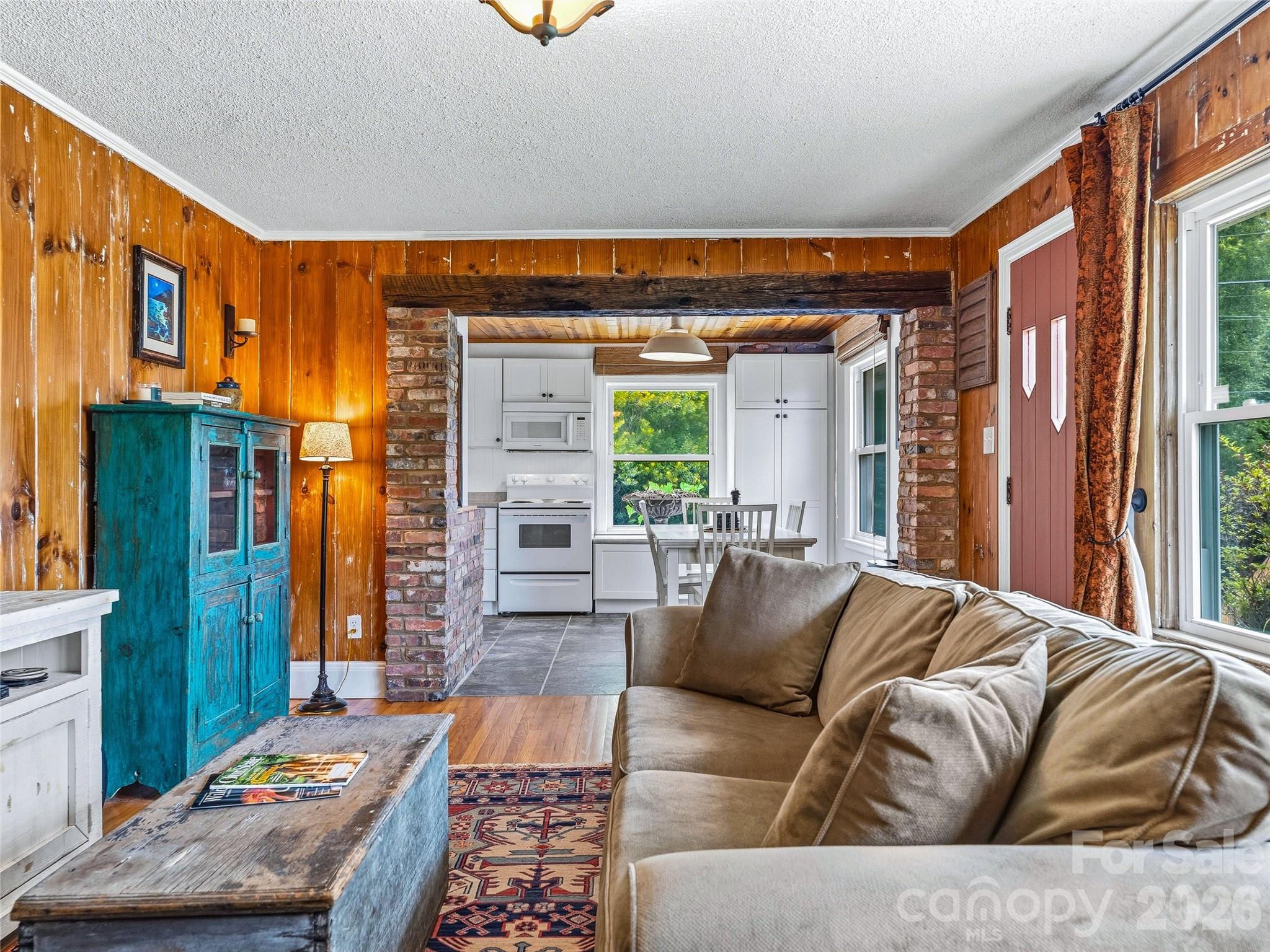 57 Langwell Avenue — Asheville
