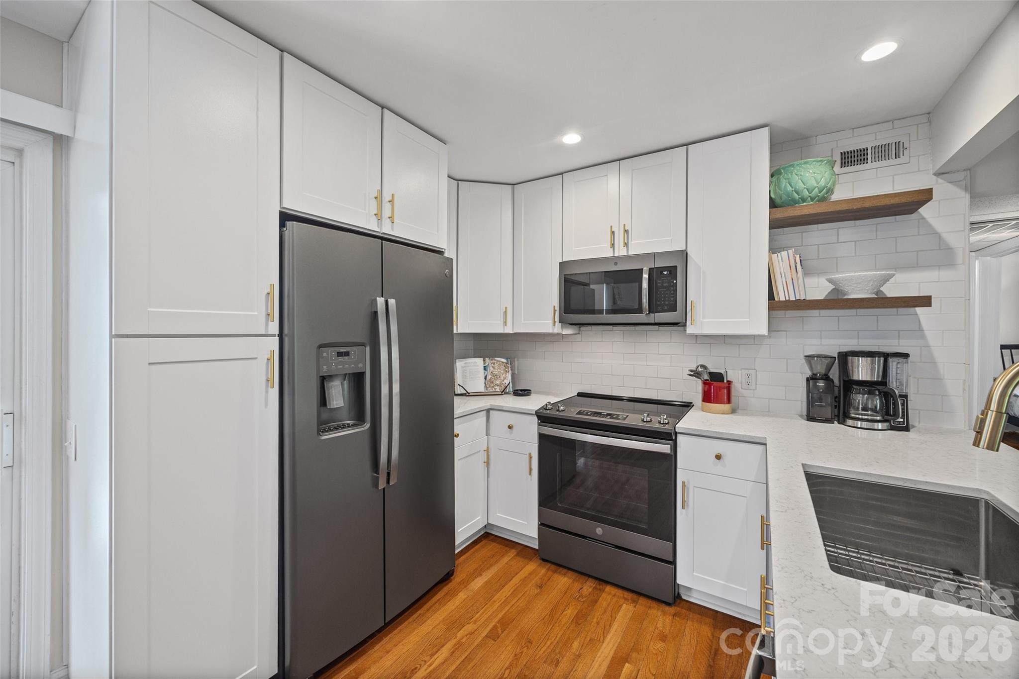 2600 Park Road #C — Charlotte