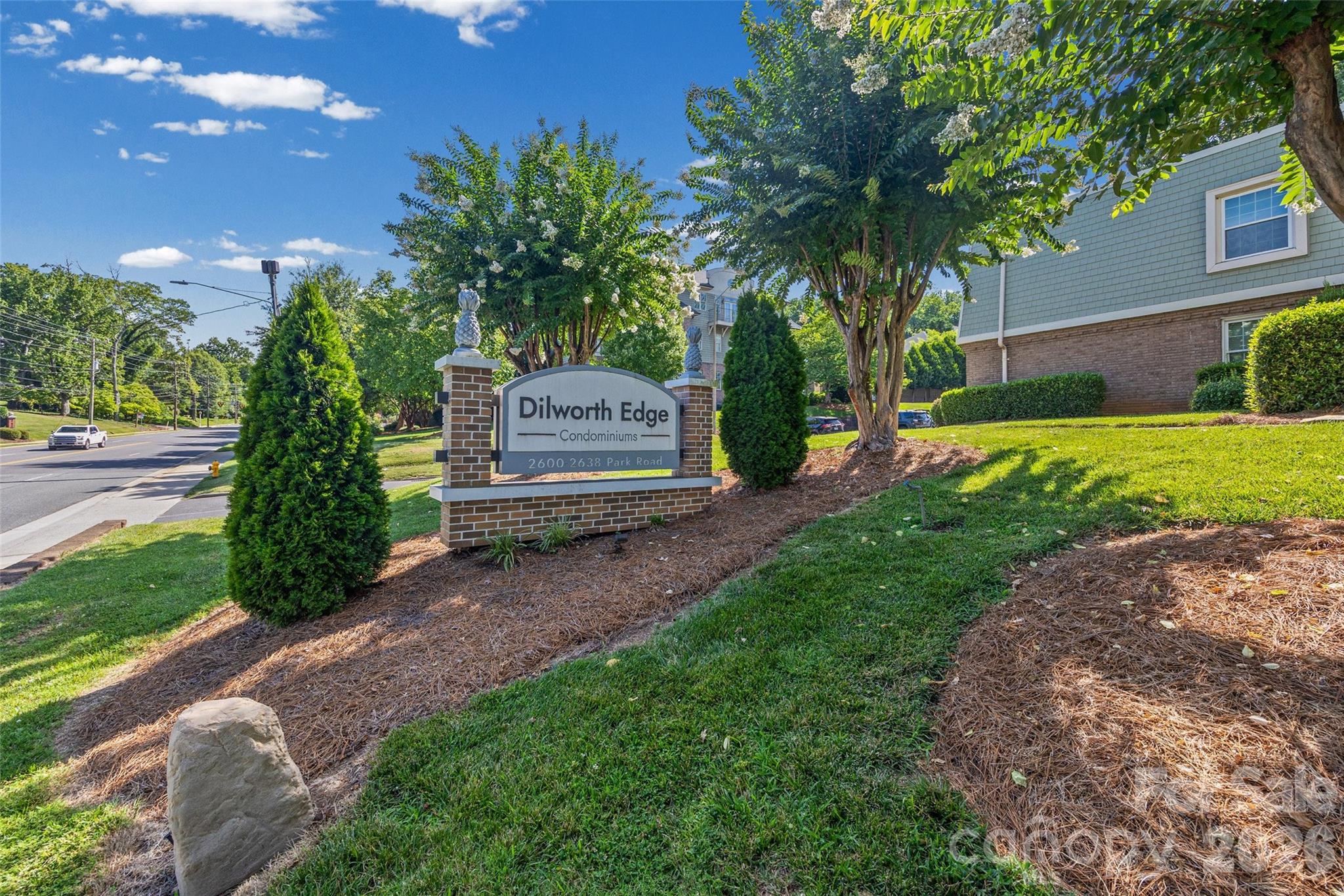 2600 Park Road #C — Charlotte
