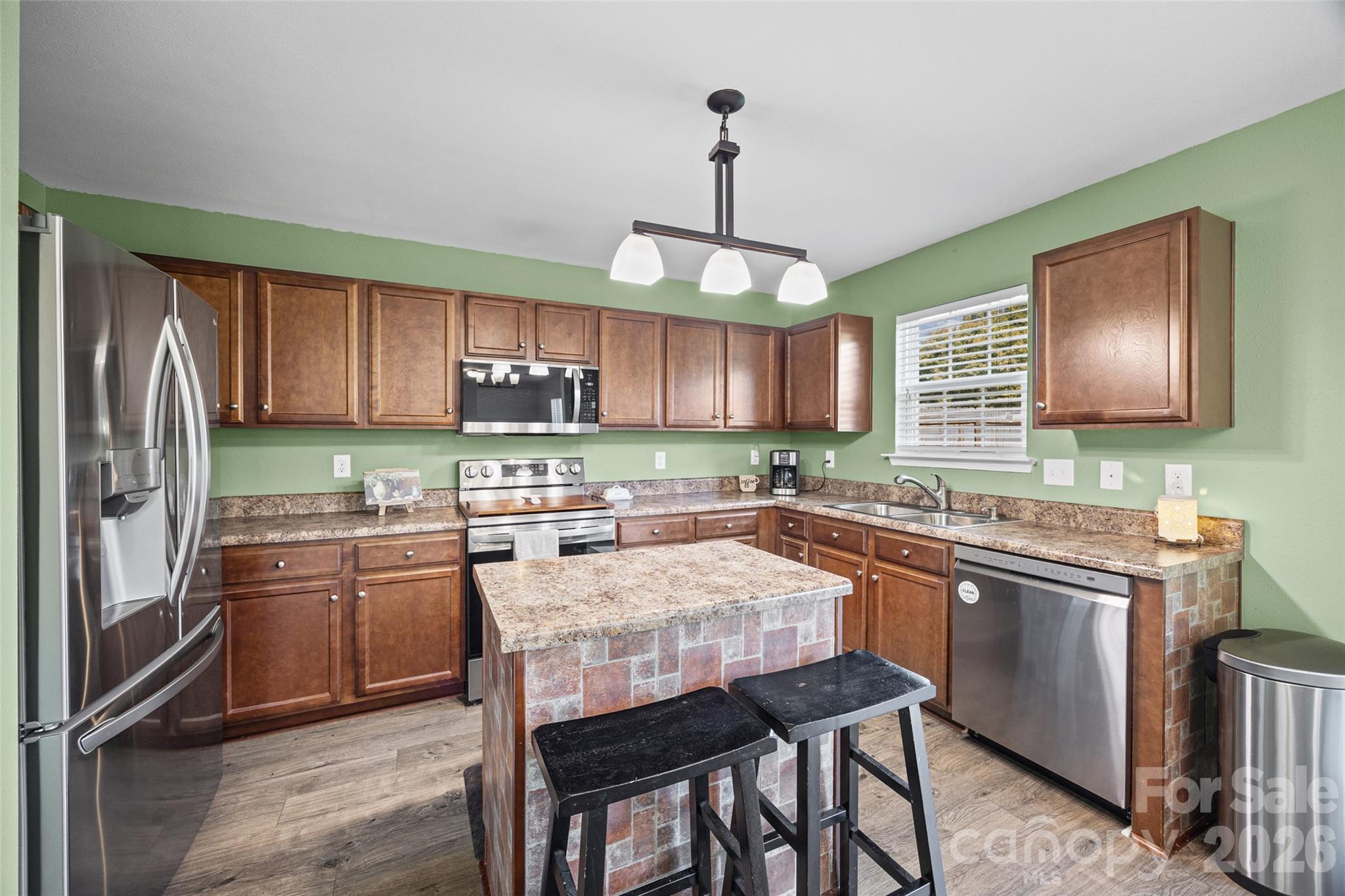 1772 Eastway Drive — Dallas