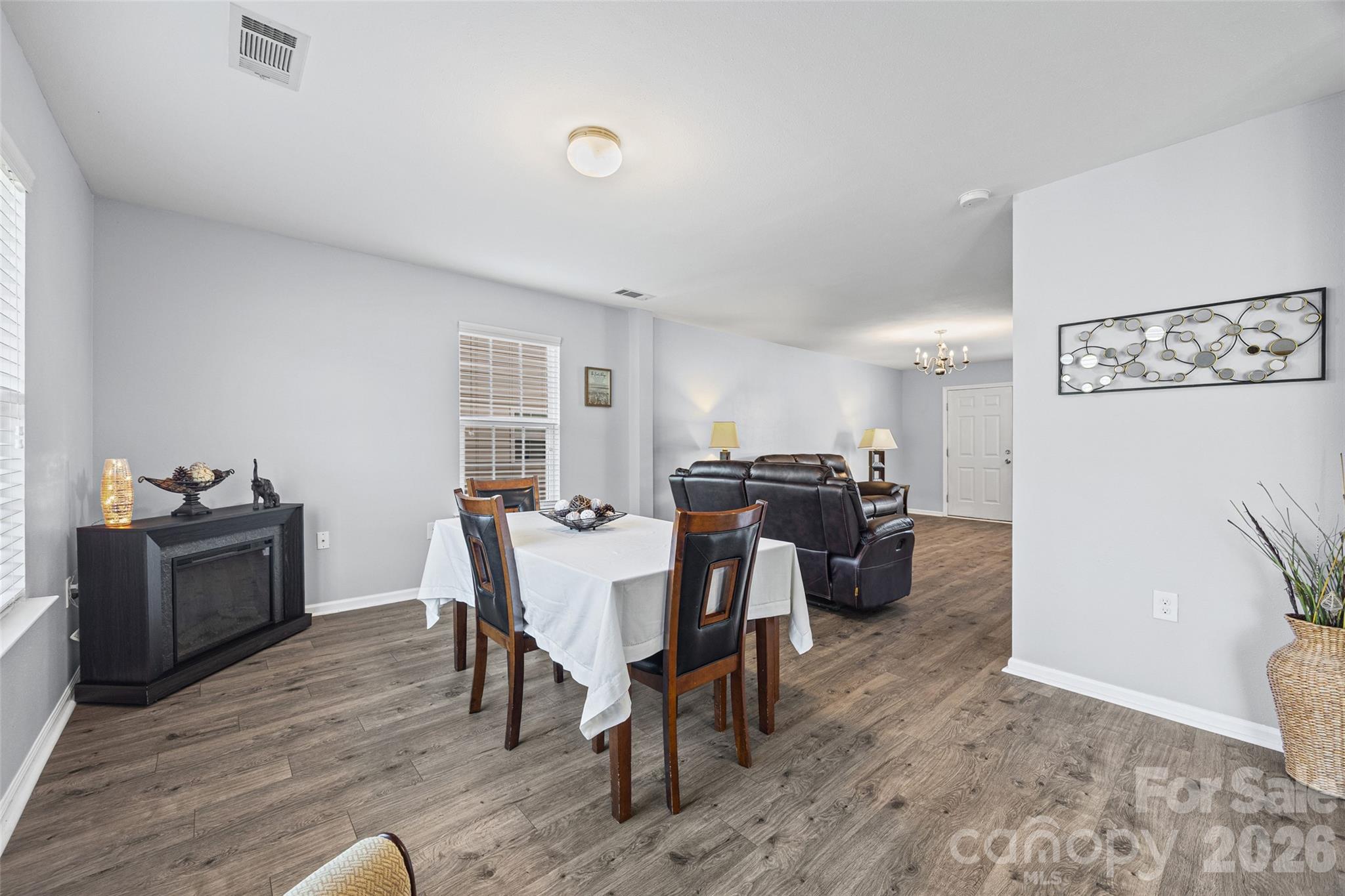 1772 Eastway Drive — Dallas