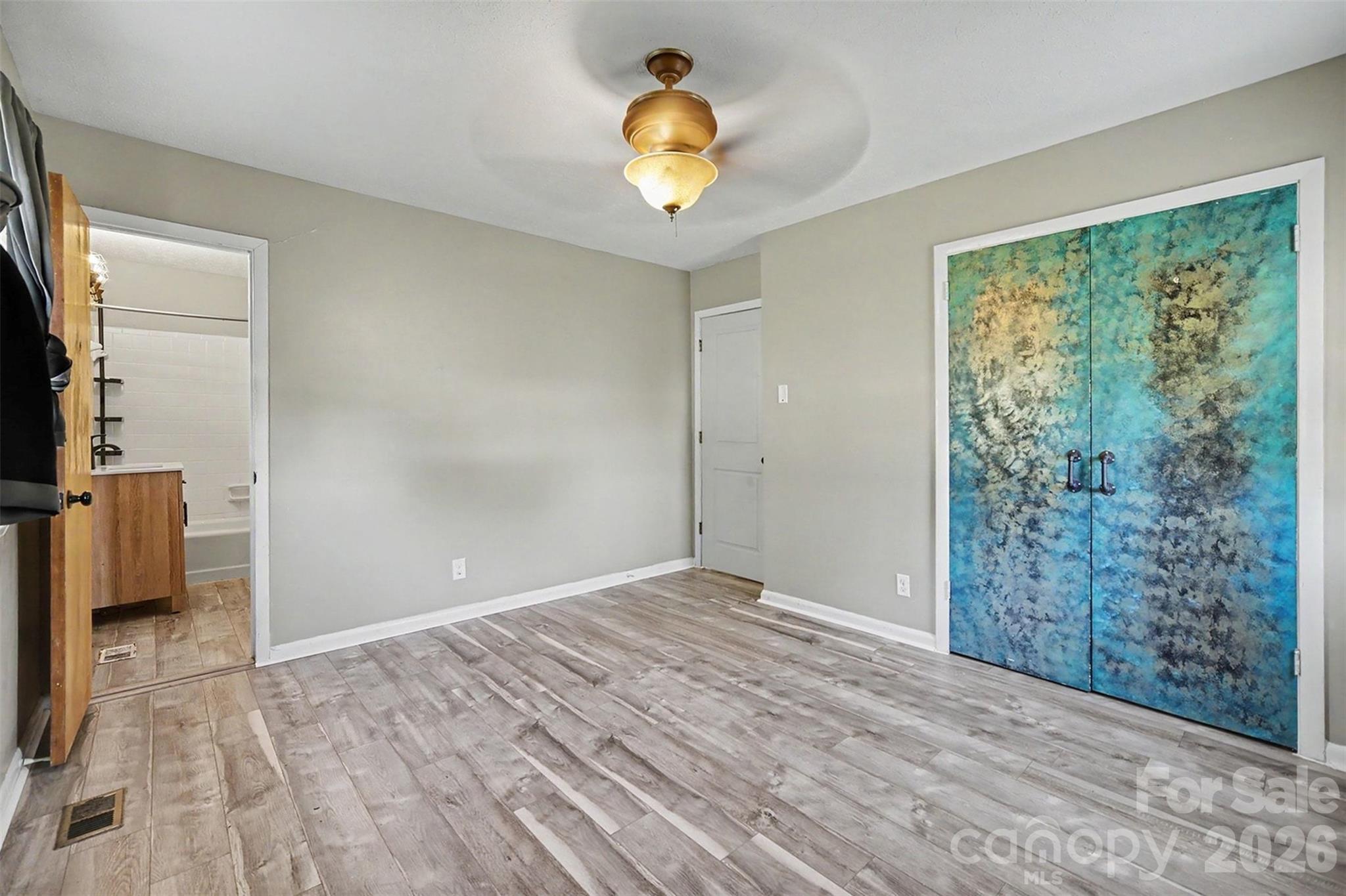 202 W Debby Drive — Shelby