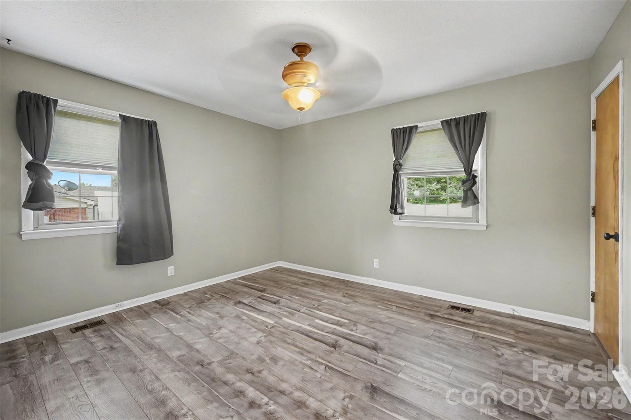 202 W Debby Drive — Shelby