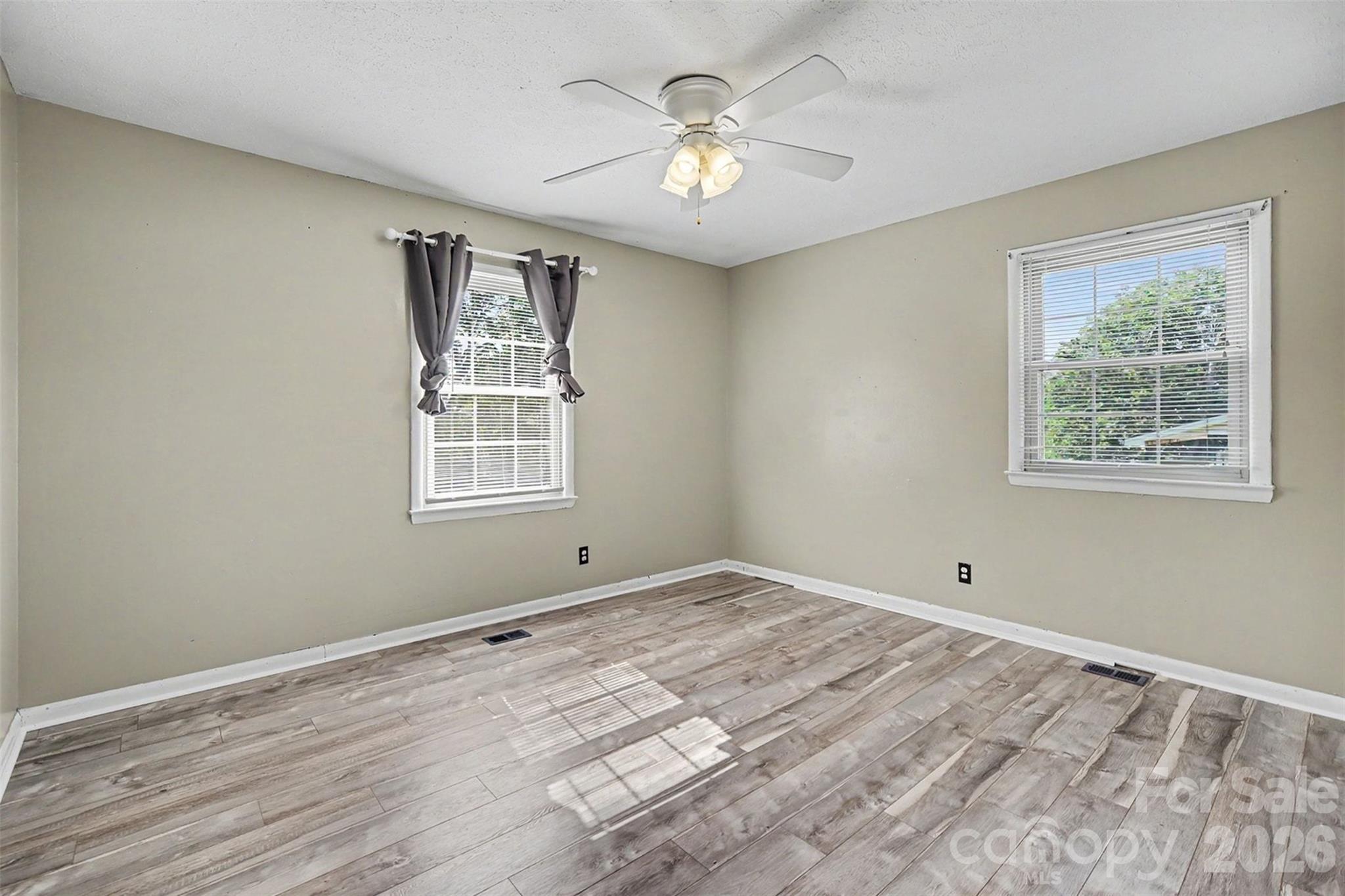 202 W Debby Drive — Shelby