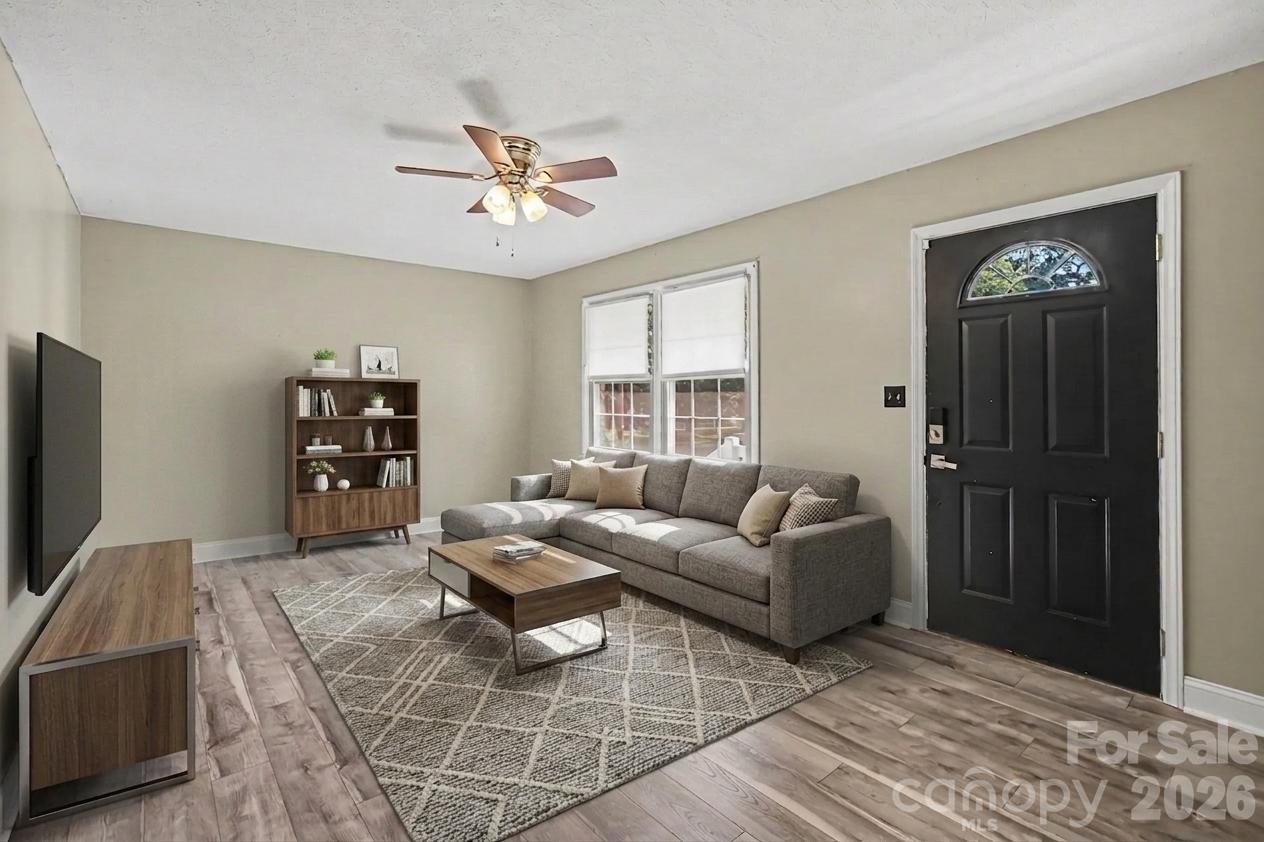 202 W Debby Drive — Shelby