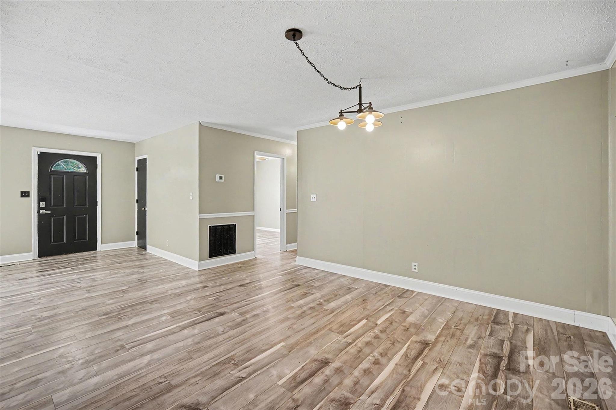 202 W Debby Drive — Shelby