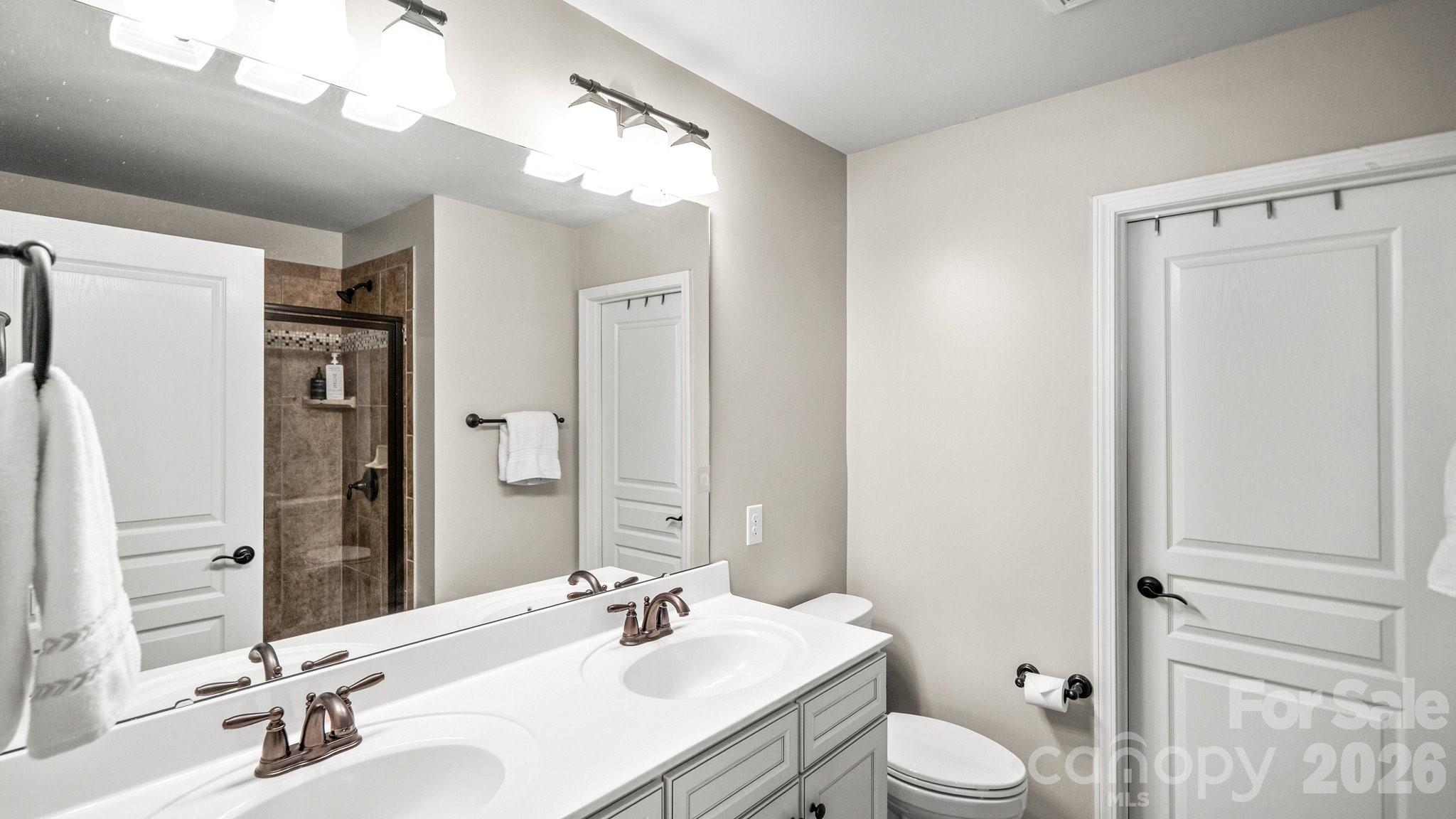 2429 Diplomat Lane — Charlotte