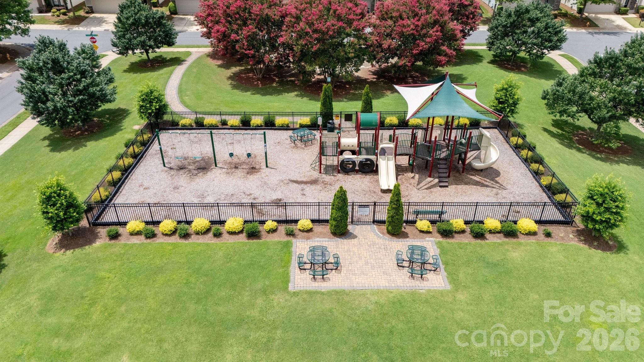 2429 Diplomat Lane — Charlotte