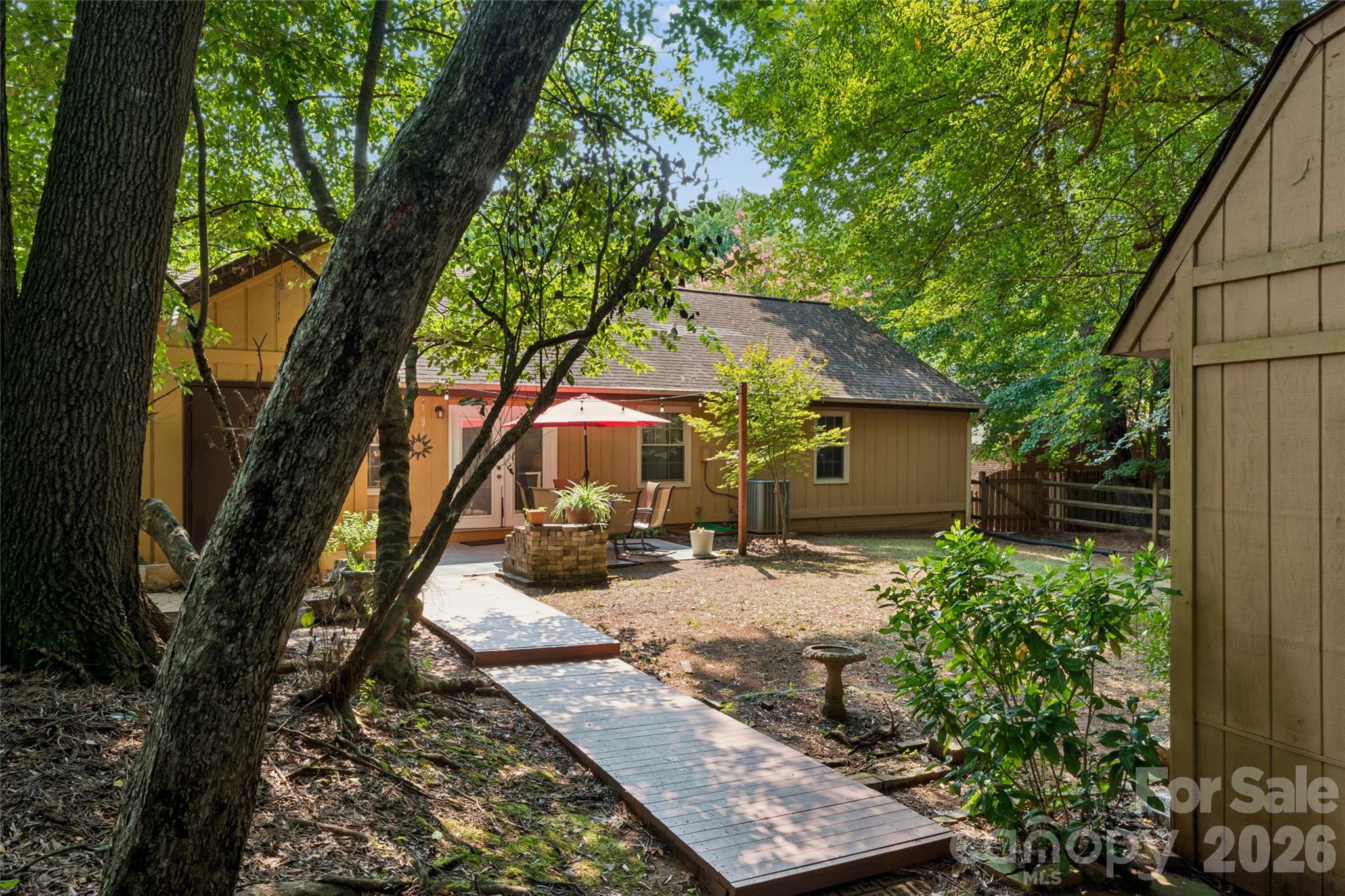 4737 Autumn Leaf Lane — Charlotte