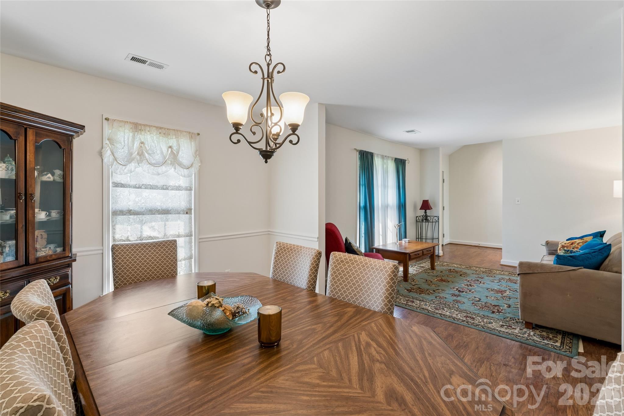 4737 Autumn Leaf Lane — Charlotte