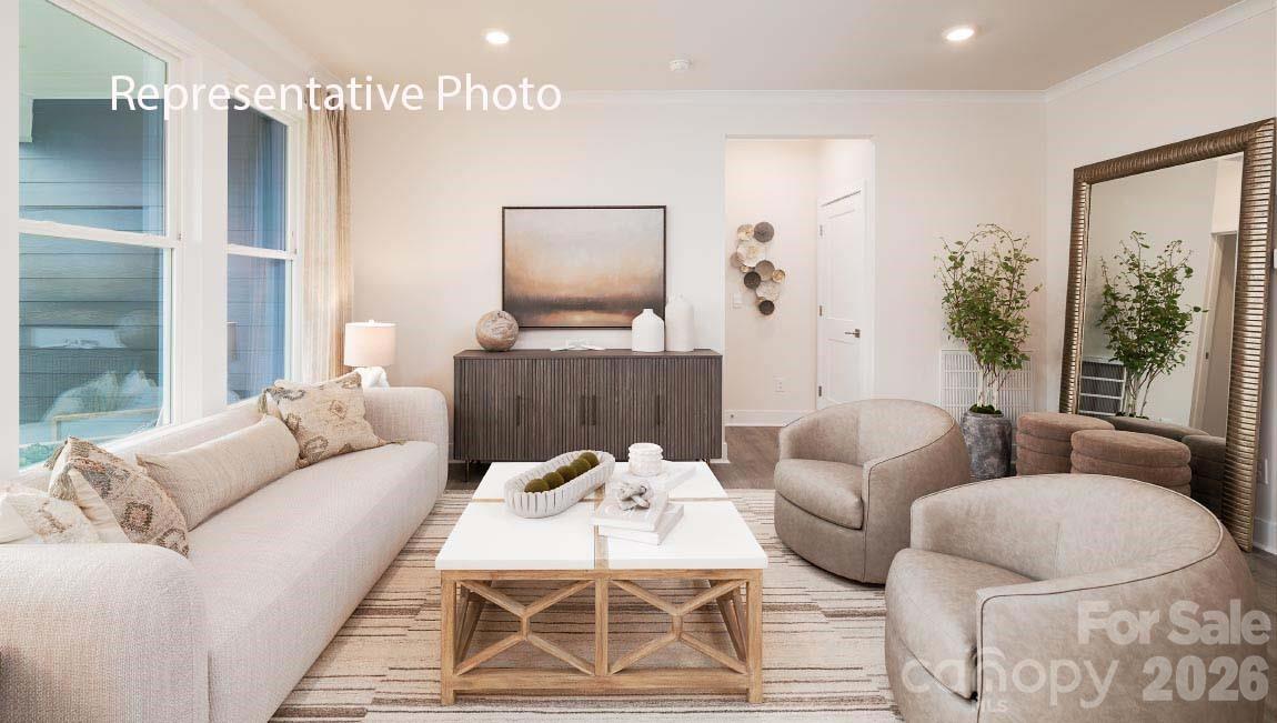 3269 Oberon Street — York