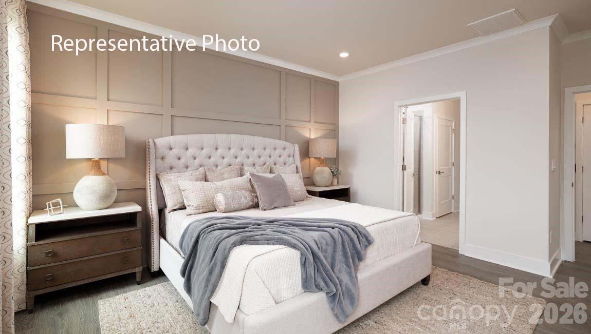 3269 Oberon Street — York