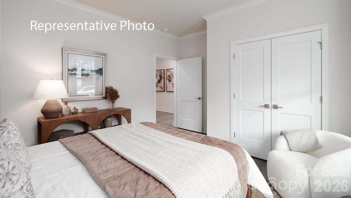 3269 Oberon Street — York