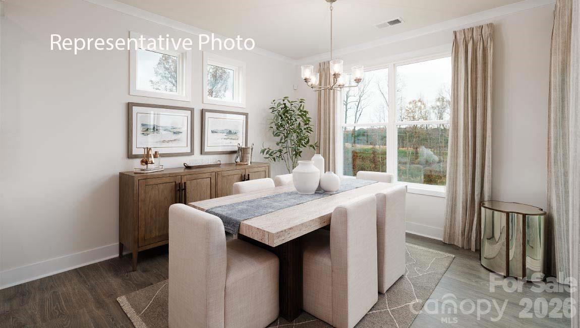 3269 Oberon Street — York