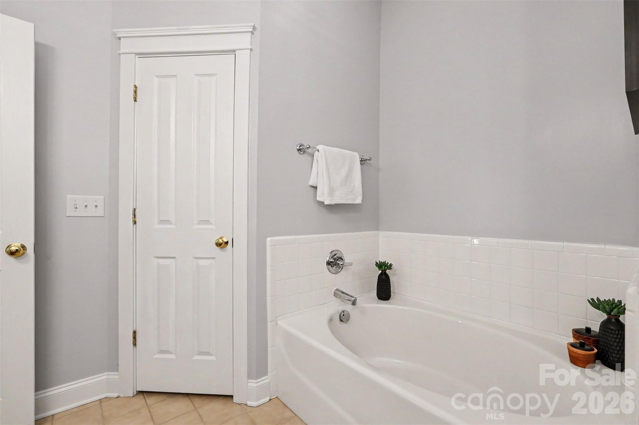 12629 Doster Avenue — Charlotte