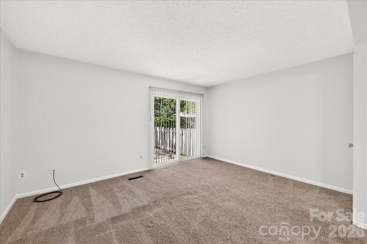 614 Lex Drive — Charlotte