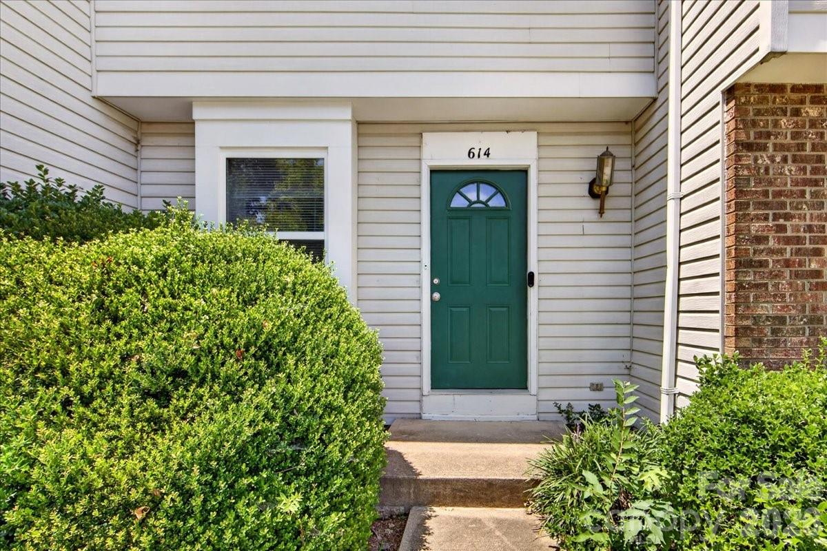 614 Lex Drive — Charlotte