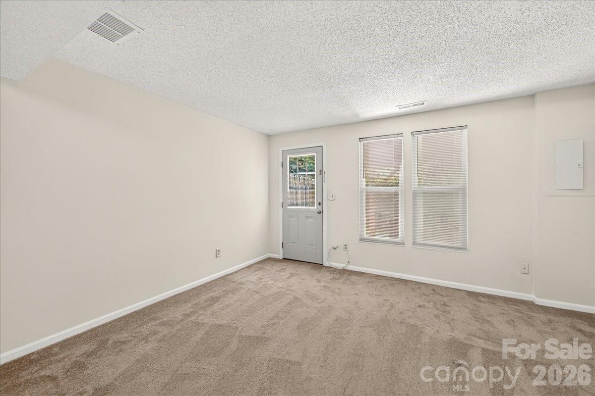 614 Lex Drive — Charlotte