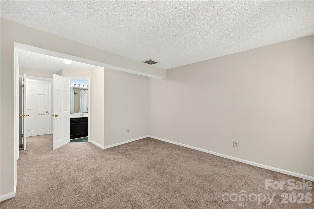 614 Lex Drive — Charlotte