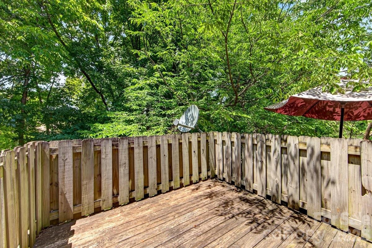 614 Lex Drive — Charlotte