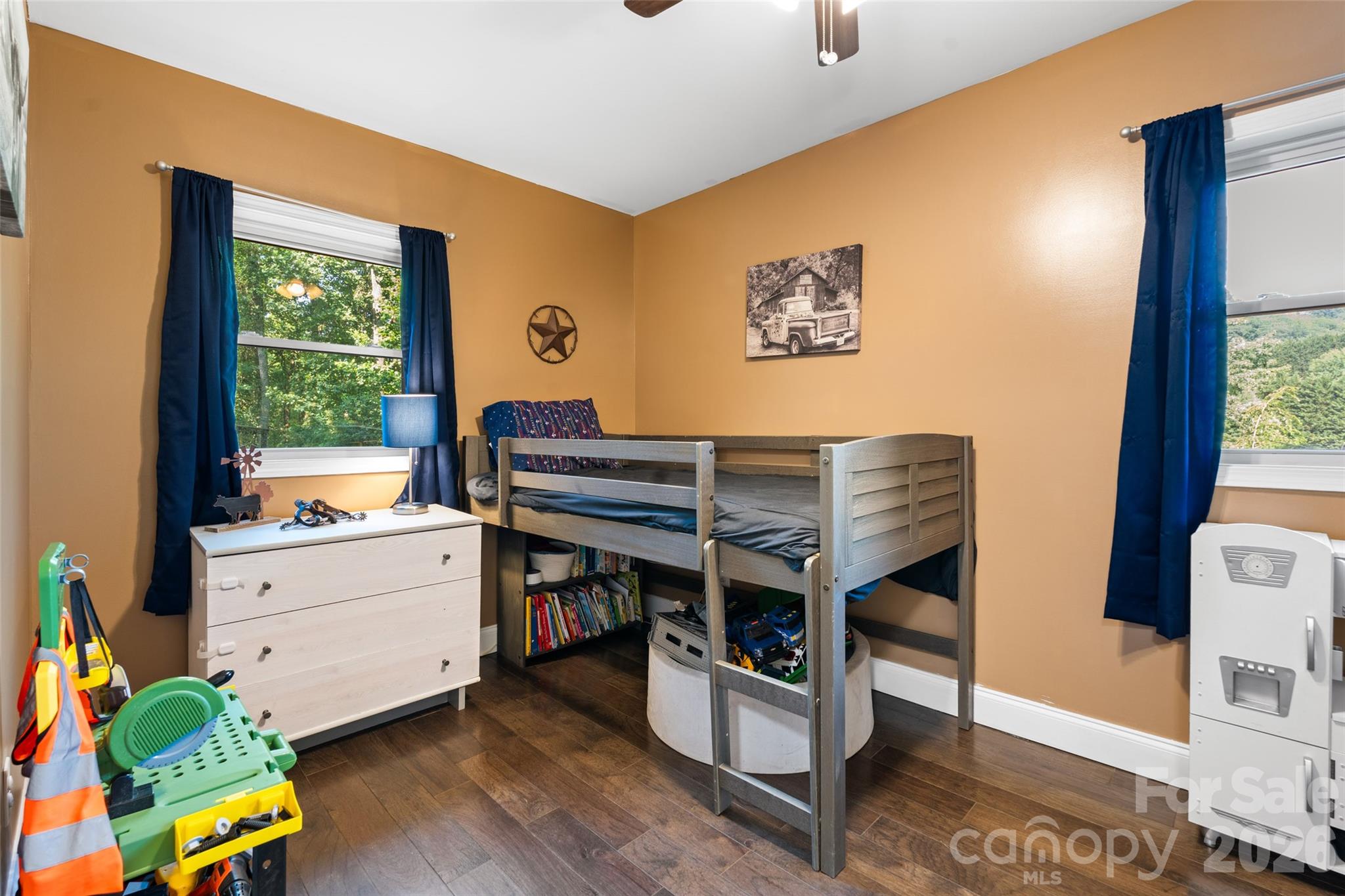 1226 Newfound Road — Leicester