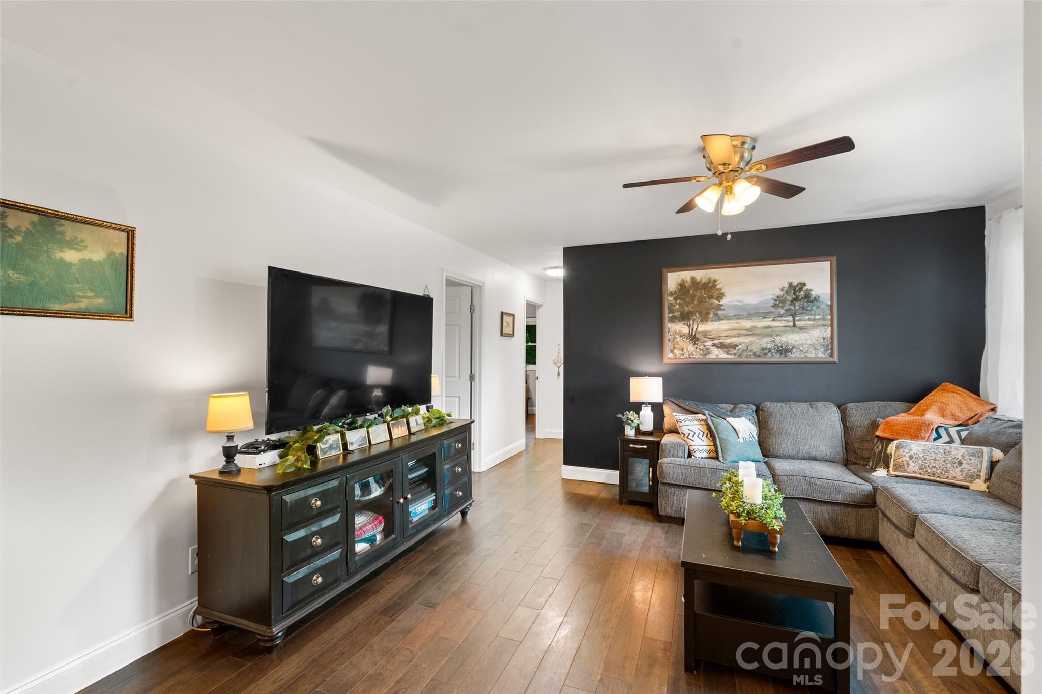 1226 Newfound Road — Leicester