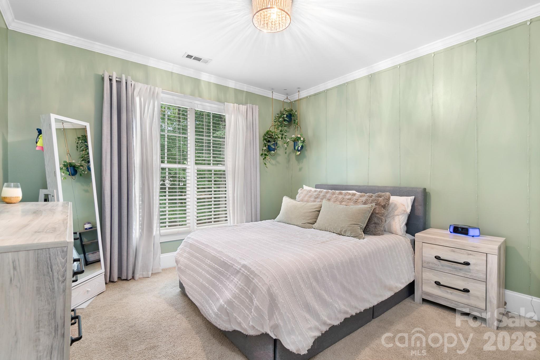 142 Valley Glen Drive — Troutman