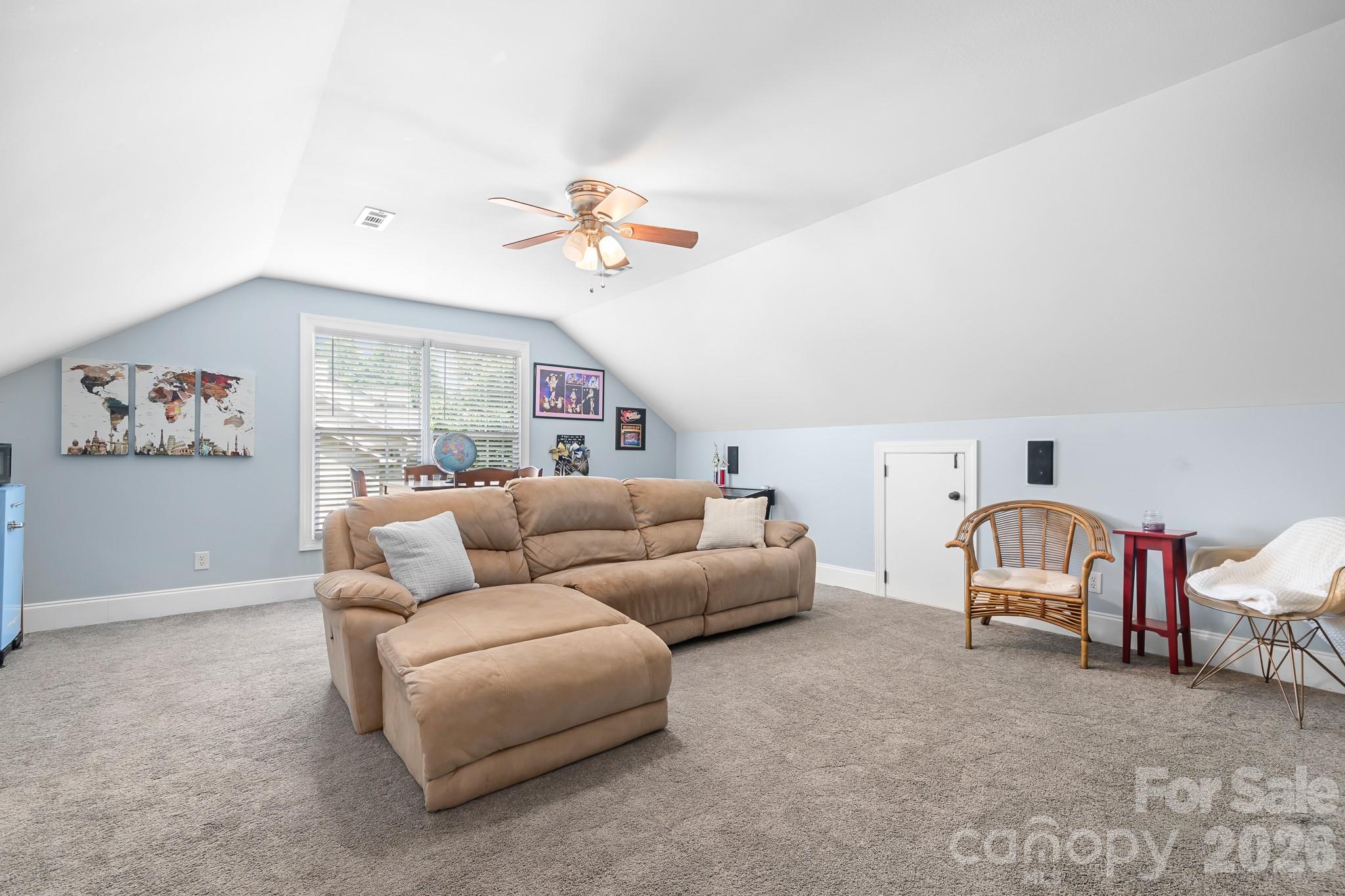 142 Valley Glen Drive — Troutman